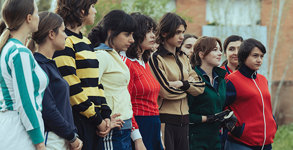 Te presentamos el cartel oficial de "PIONERAS. SOLO QUERÍAN JUGAR", que se estrenará en cines el 5 de junio